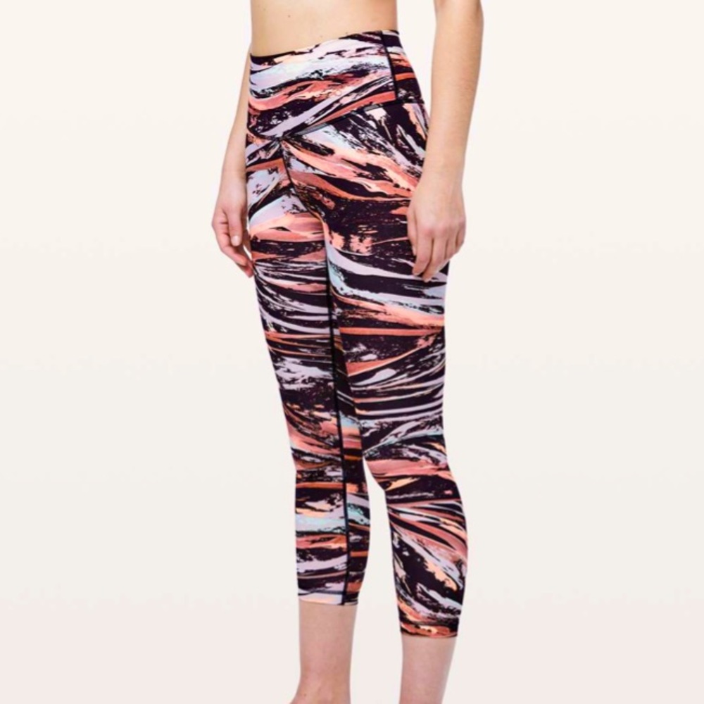 Lululemon Wunder Under 7/8 Tights Size 4